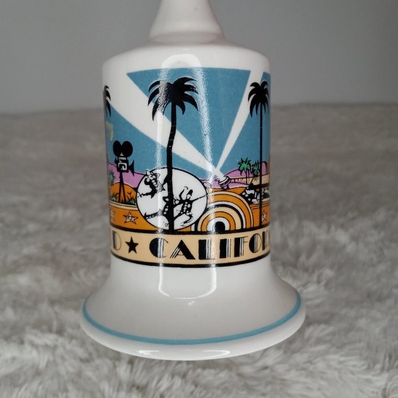 Karol Western Bell - Picture 16 of 16